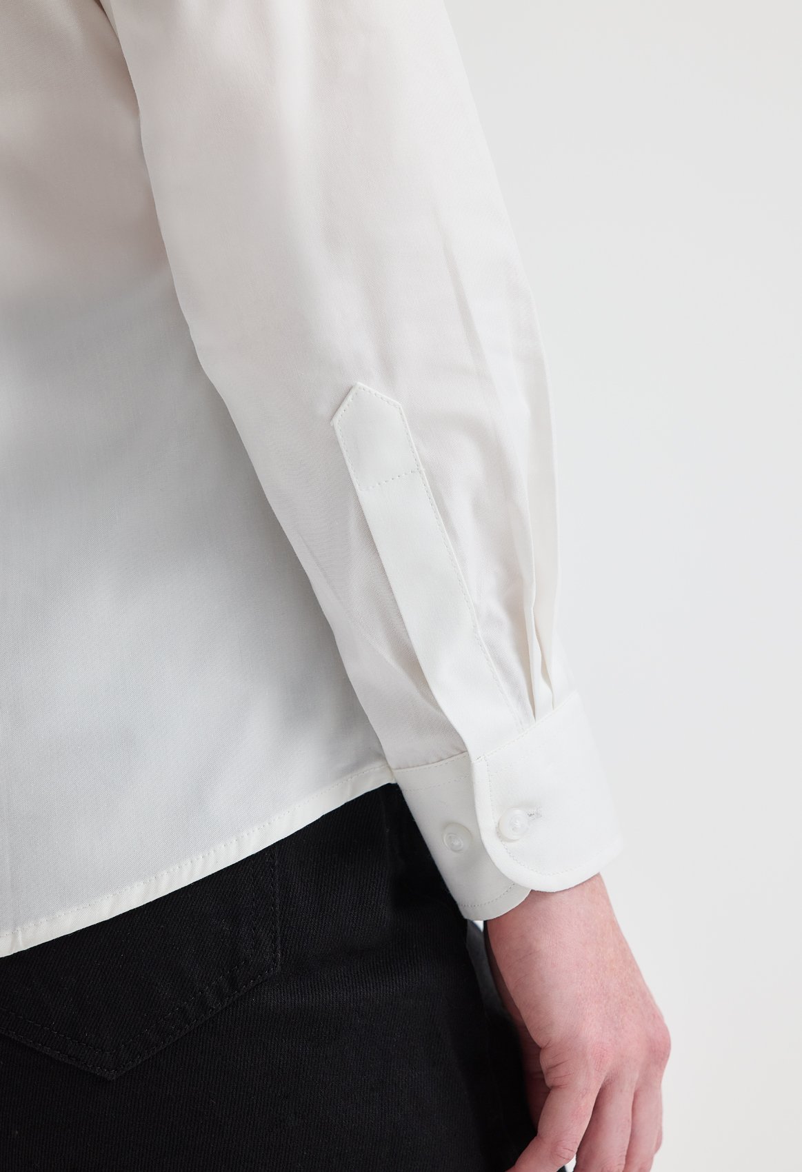 Ladies Pinpoint Oxford Full Sleeve Shirt - Image 4